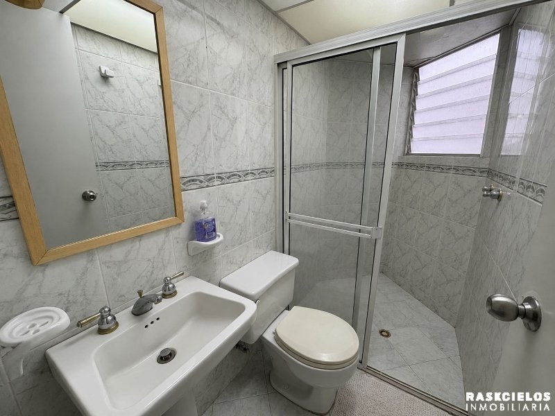 Apartamento en venta en Calasanz, Medellín · foto 3 de 9