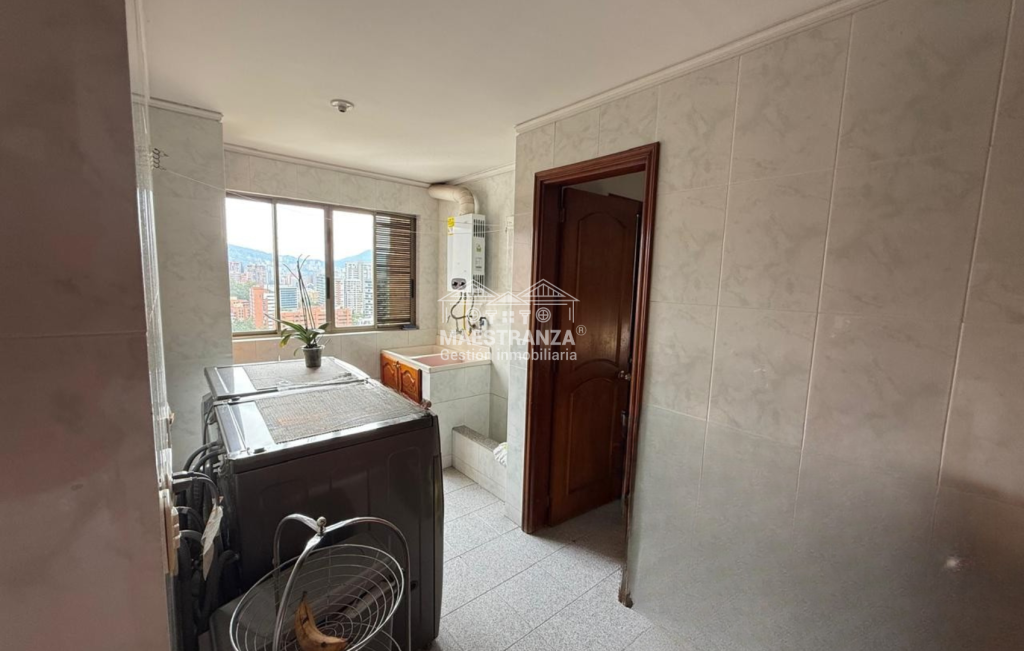 Apartamento en arriendo en El Poblado, Medellín · foto 15 de 22