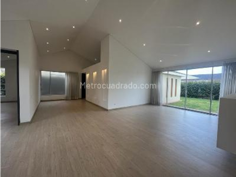 Casa en venta en Vda Chuntame, Cajicá · foto 4 de 17