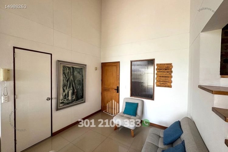 Apartamento en arriendo en Laureles, Medellín · foto 3 de 24