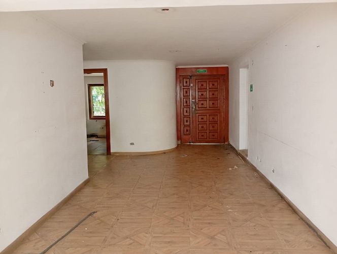 Oficina en arriendo en El Poblado, Medellín, 700 m² · foto 4 de 17