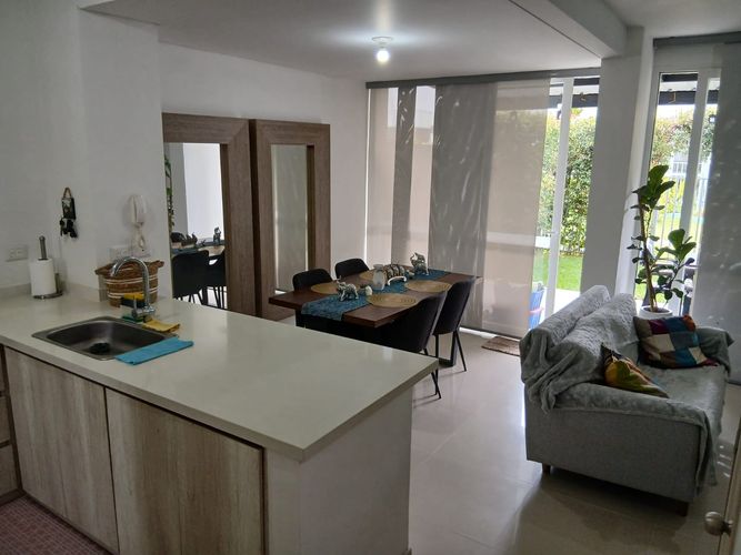 Casa de 2 alcobas en venta en El Castillo, Jamundí, 85 m² · foto 3 de 24