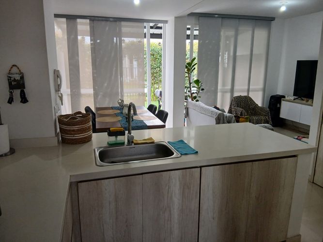 Casa de 2 alcobas en venta en El Castillo, Jamundí, 85 m² · foto 4 de 24