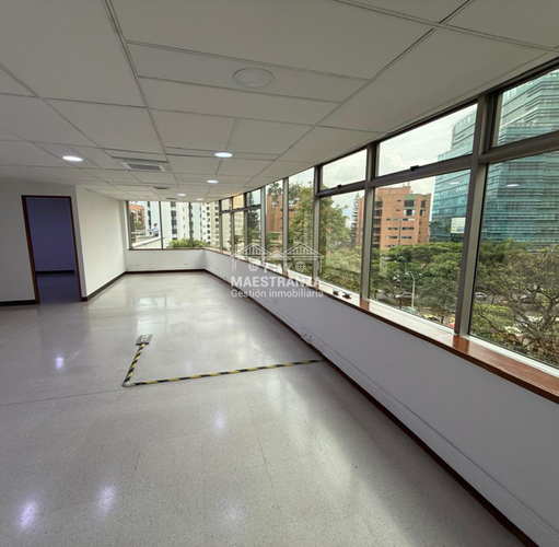 Oficina en arriendo en La Florida, Medellín, 117 m² · foto 2 de 14