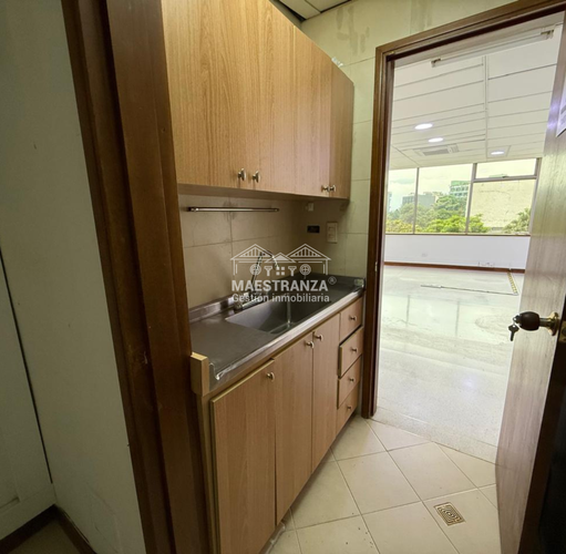 Oficina en arriendo en La Florida, Medellín, 117 m² · foto 13 de 14