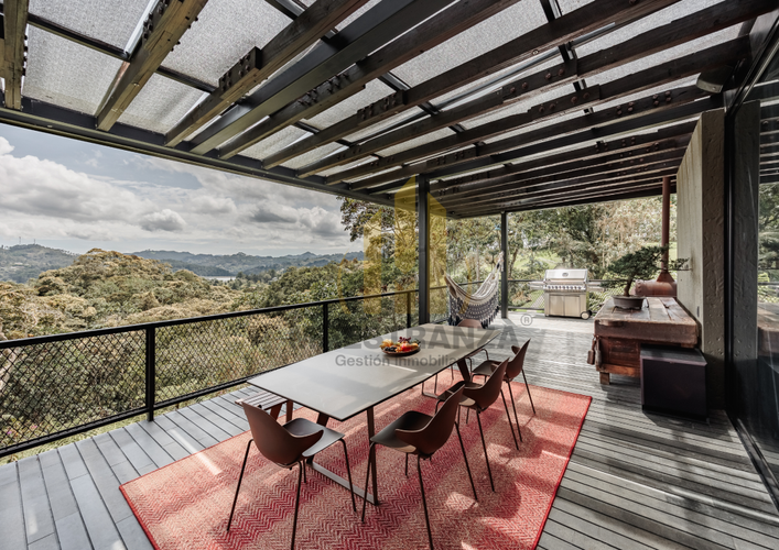 Casa de 5 alcobas en venta en Vía Las Palmas, Envigado, 765 m² · foto 2 de 24