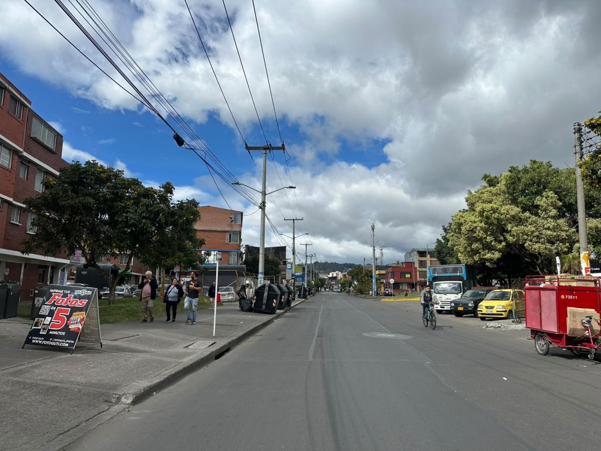 Casa en venta en Engativá, Bogotá · foto 2 de 24