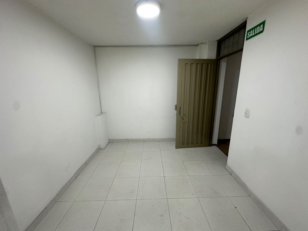 Casa en venta en Engativá, Bogotá · foto 13 de 24
