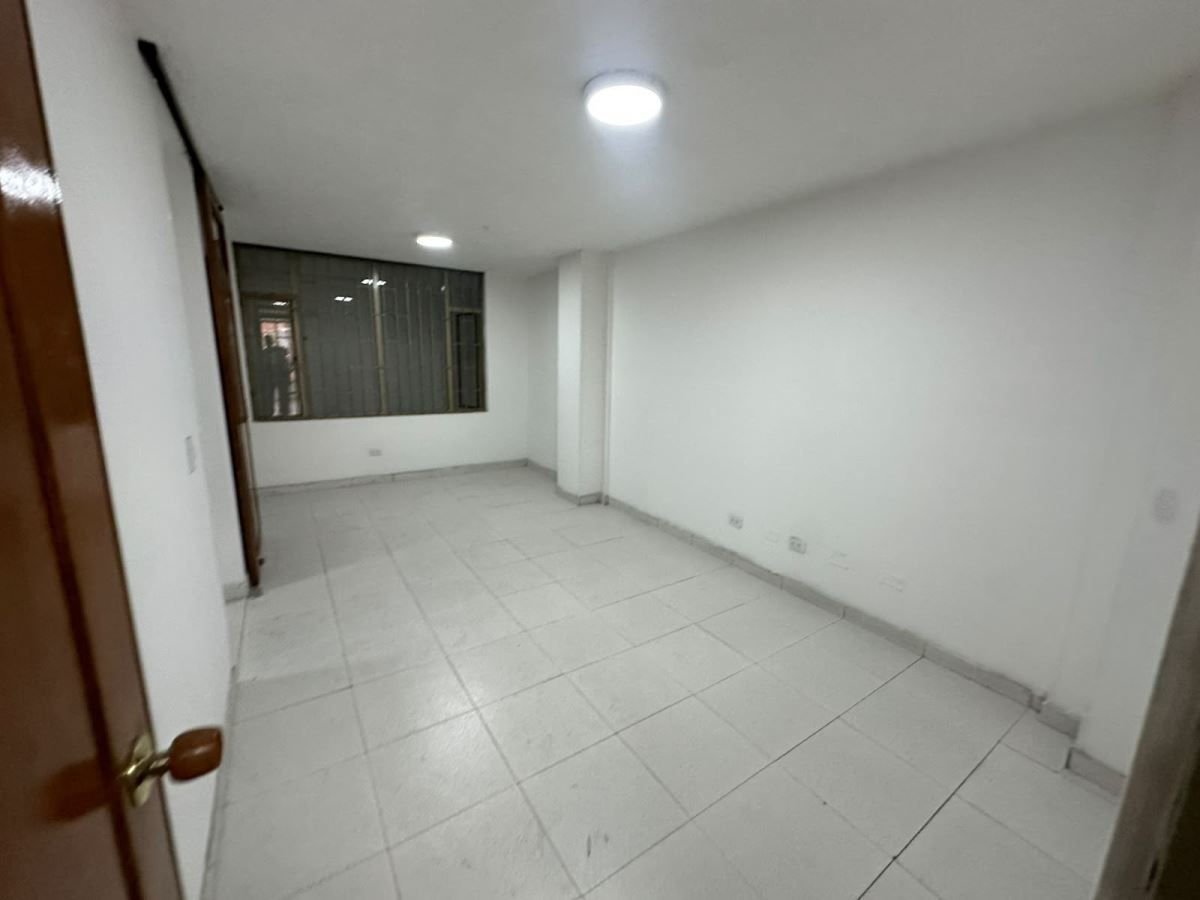 Casa en venta en Engativá, Bogotá · foto 15 de 24