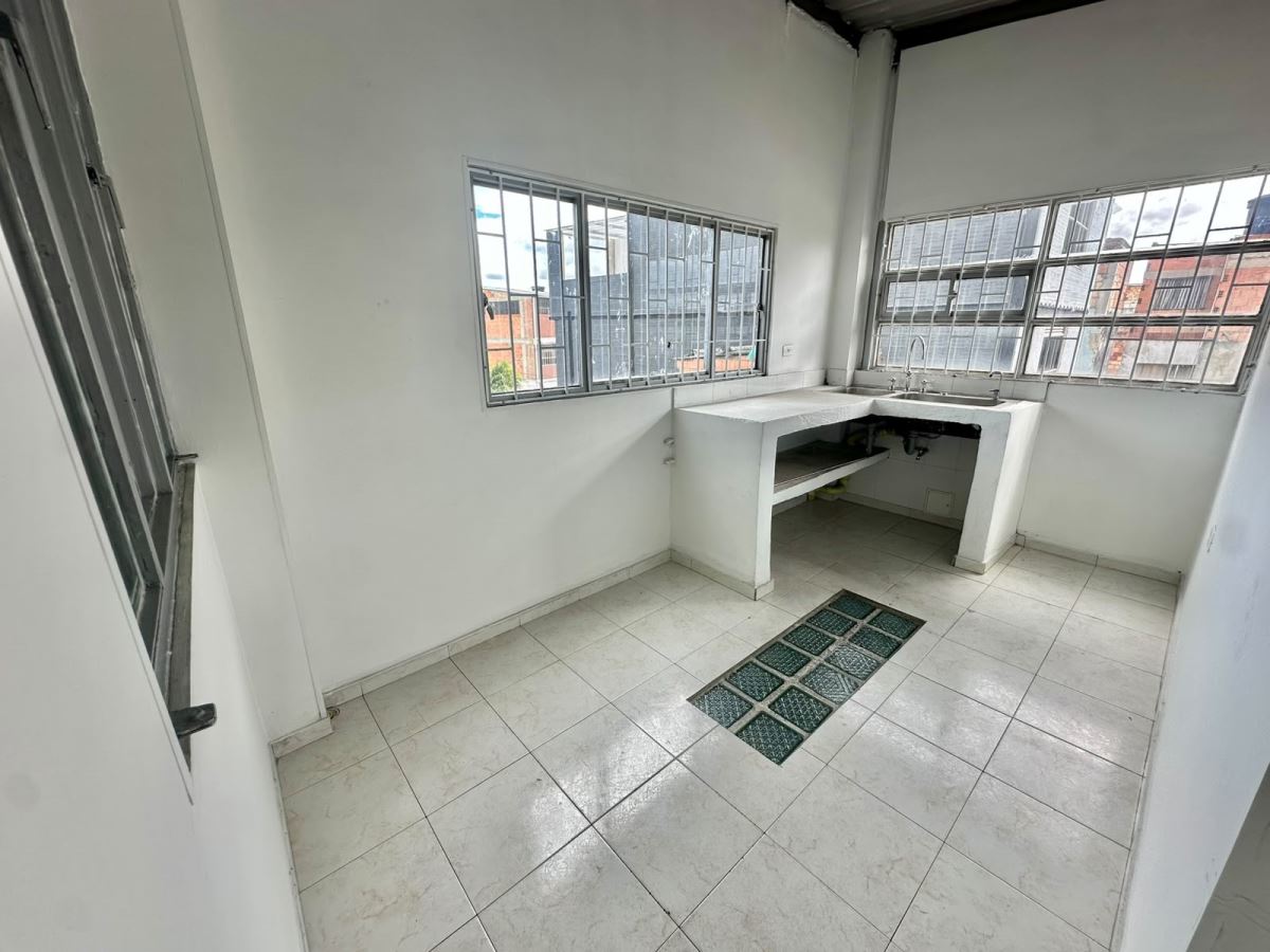 Casa en venta en Engativá, Bogotá · foto 23 de 24