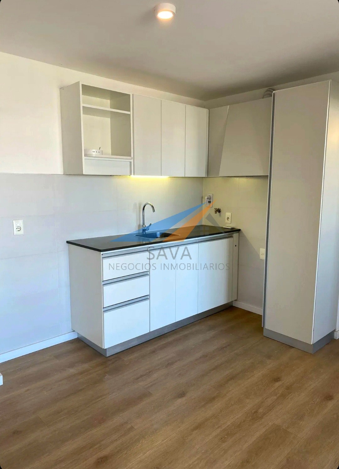 Alquiler Apartamento 1 Dormitorio en Malvin! Piso Alto. Excelente Ubicación. · Foto 6
