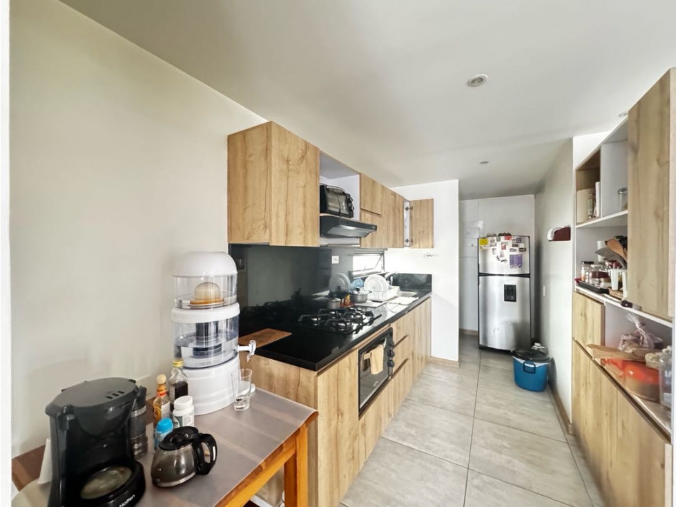 Apartamento en venta en Los Naranjos, Envigado · foto 4 de 13