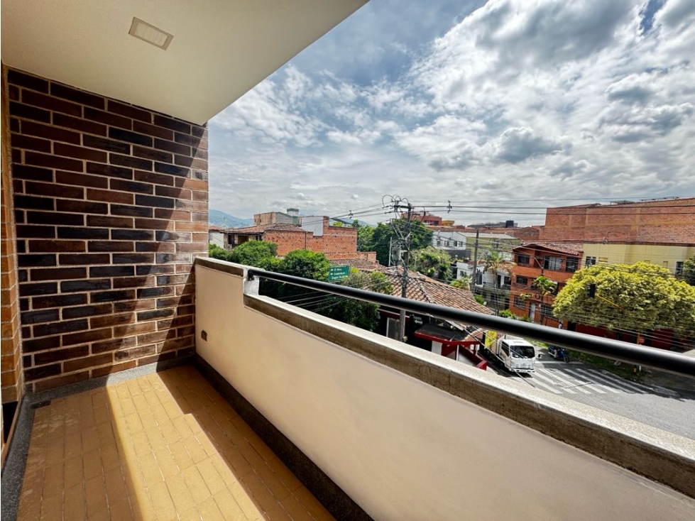 Apartamento en venta en Los Naranjos, Envigado · foto 7 de 13