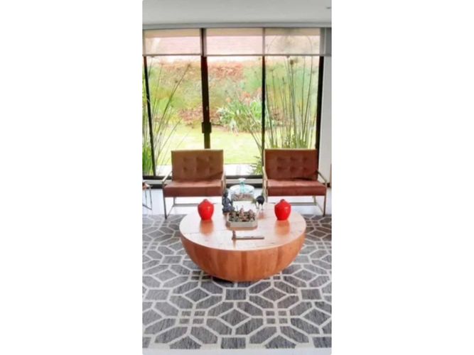 Casa de 4 alcobas en arriendo en Vda Canelon, Cajicá, 315 m² · foto 3 de 16