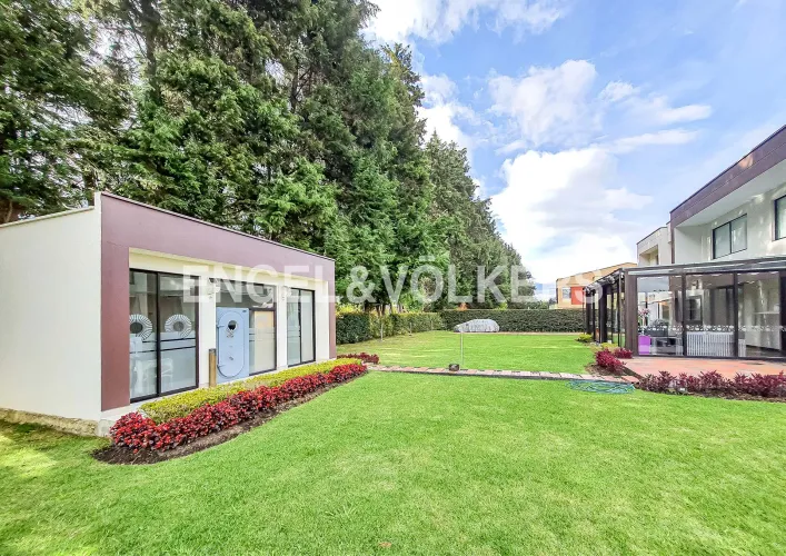 Casa de 5 alcobas en venta en Guaymaral, Bogotá, 533 m² · foto 19 de 20