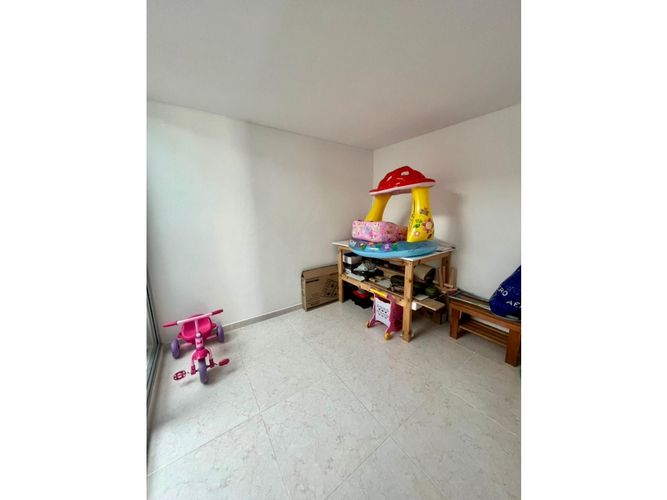 Casa de 5 alcobas en venta en Cerritos, Pereira, 120 m² · foto 7 de 14