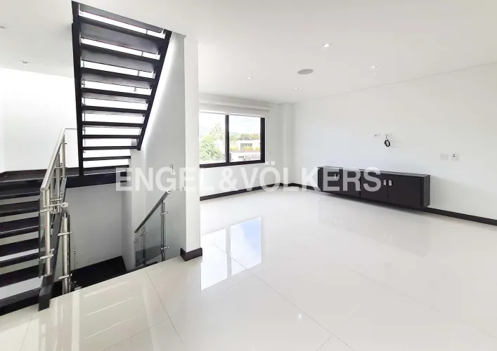 Casa de 5 alcobas en venta en Guaymaral, Bogotá, 533 m² · foto 10 de 20