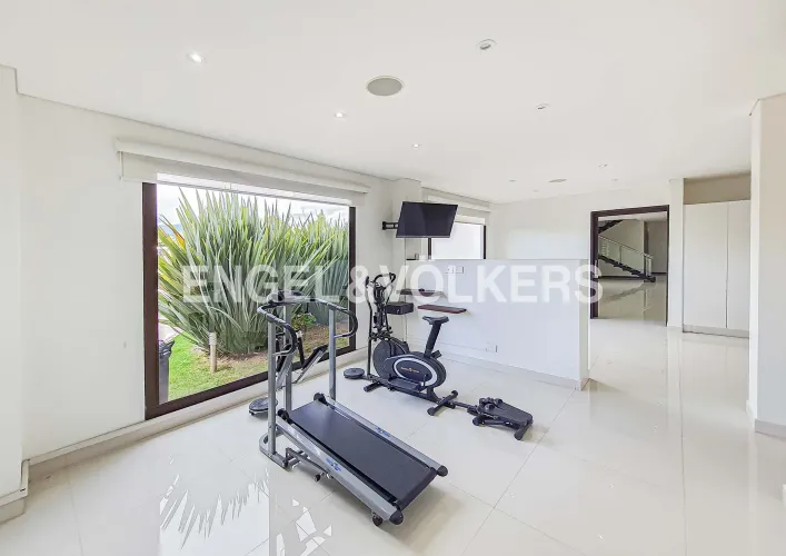 Casa de 5 alcobas en venta en Guaymaral, Bogotá, 533 m² · foto 7 de 20