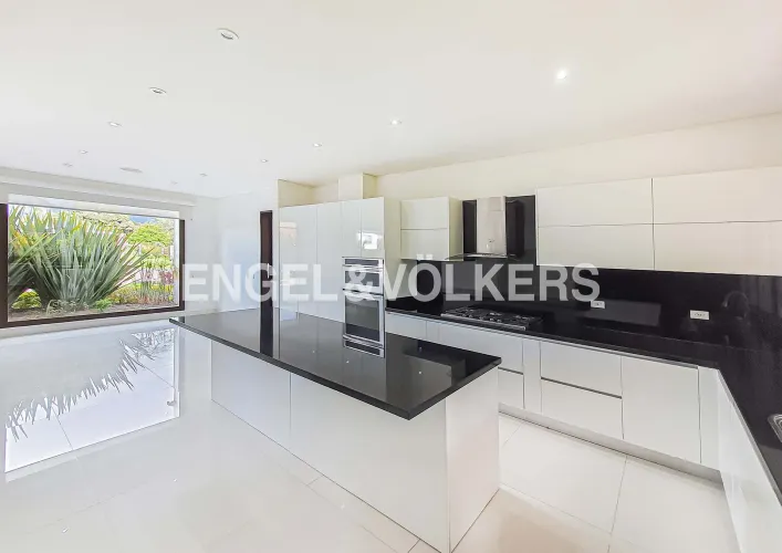 Casa de 5 alcobas en venta en Guaymaral, Bogotá, 533 m² · foto 5 de 20