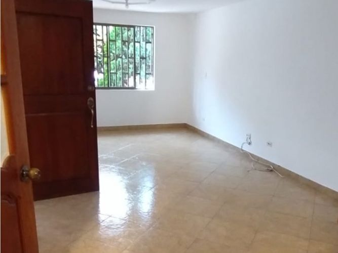 Casa de 5 alcobas en venta en Las Brisas, La Estrella, 225 m² · foto 5 de 14