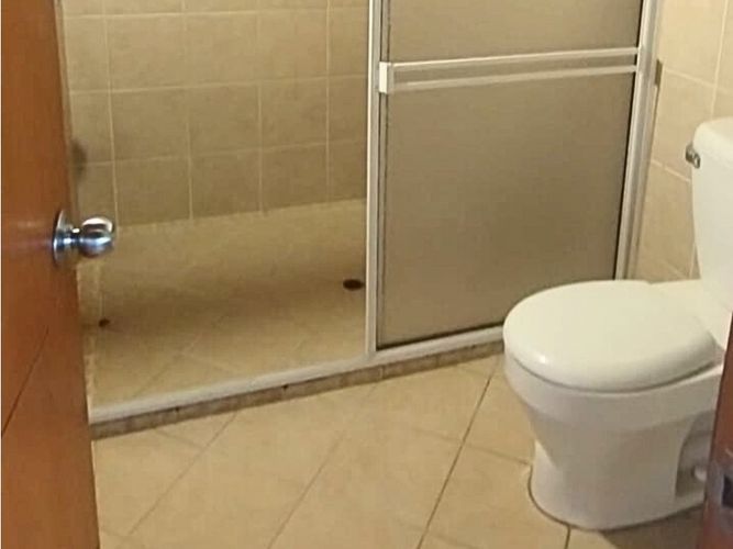 Casa de 5 alcobas en venta en Las Brisas, La Estrella, 225 m² · foto 11 de 14