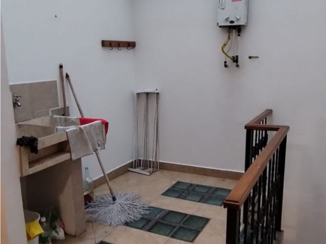 Casa de 5 alcobas en venta en Las Brisas, La Estrella, 225 m² · foto 14 de 14