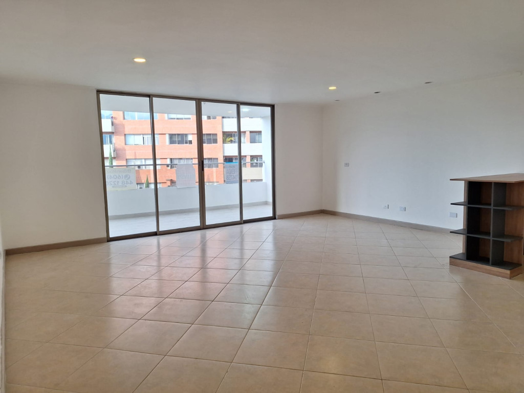 4BR Apartment in Alto de misael (115 m²)