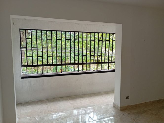 Bodega en arriendo en Camino Verde, Envigado, 340 m² · foto 16 de 17