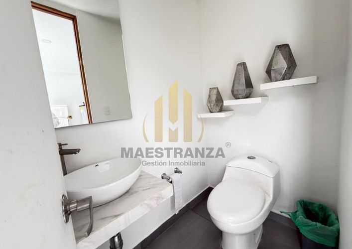 Casa de 4 alcobas en venta en Las Lomas, Medellín, 400 m² · foto 11 de 24