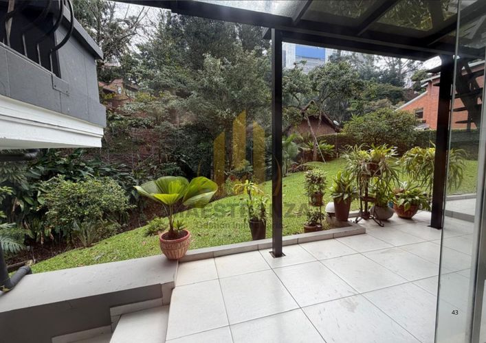Casa de 4 alcobas en venta en Las Lomas, Medellín, 400 m² · foto 12 de 24