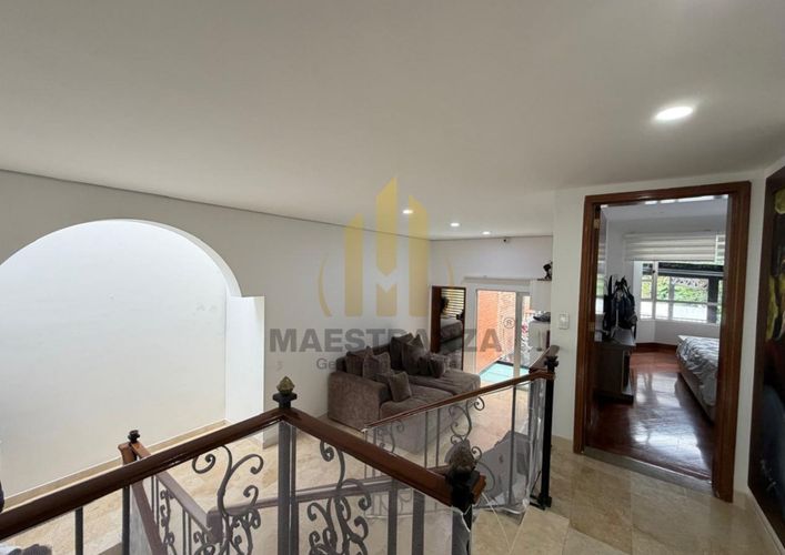 Casa de 4 alcobas en venta en Las Lomas, Medellín, 400 m² · foto 18 de 24