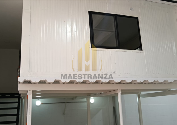 Bodega en arriendo en Cabecera San Antonio De Prado, Medellín, 320 m² · foto 3 de 8