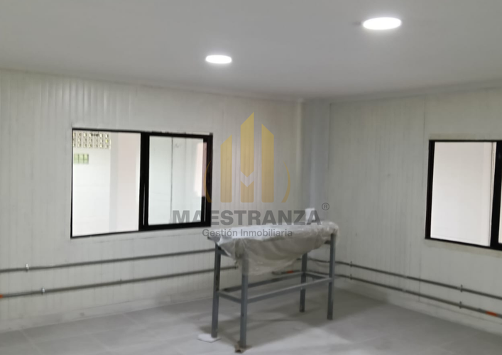 Bodega en arriendo en Cabecera San Antonio De Prado, Medellín, 320 m² · foto 8 de 8