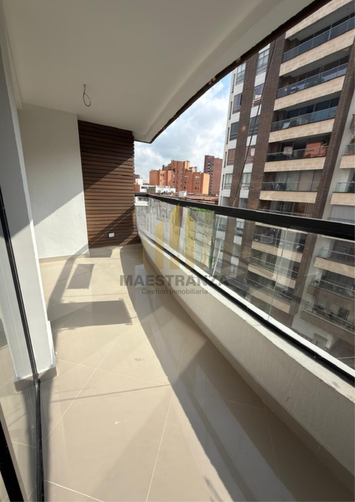Apartamento de 3 alcobas en venta en Las Acacias, Medellín, 118 m² · foto 4 de 21