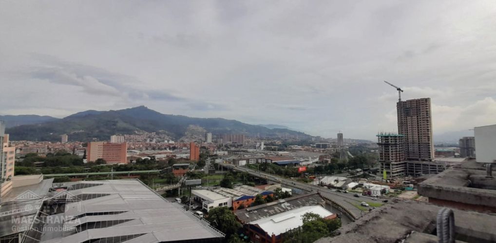 Local en venta en Mayorca, Sabaneta, 50 m² · foto 3 de 9