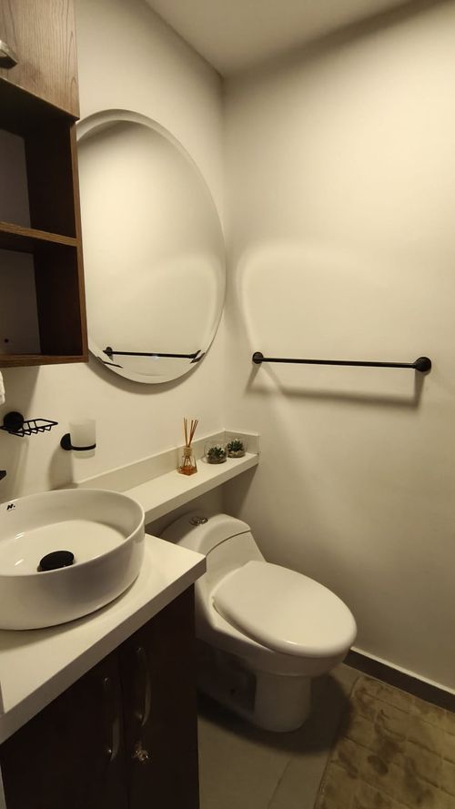 Apartamento de 1 alcoba en venta en Chico, Bogotá, 18 m² · foto 10 de 12