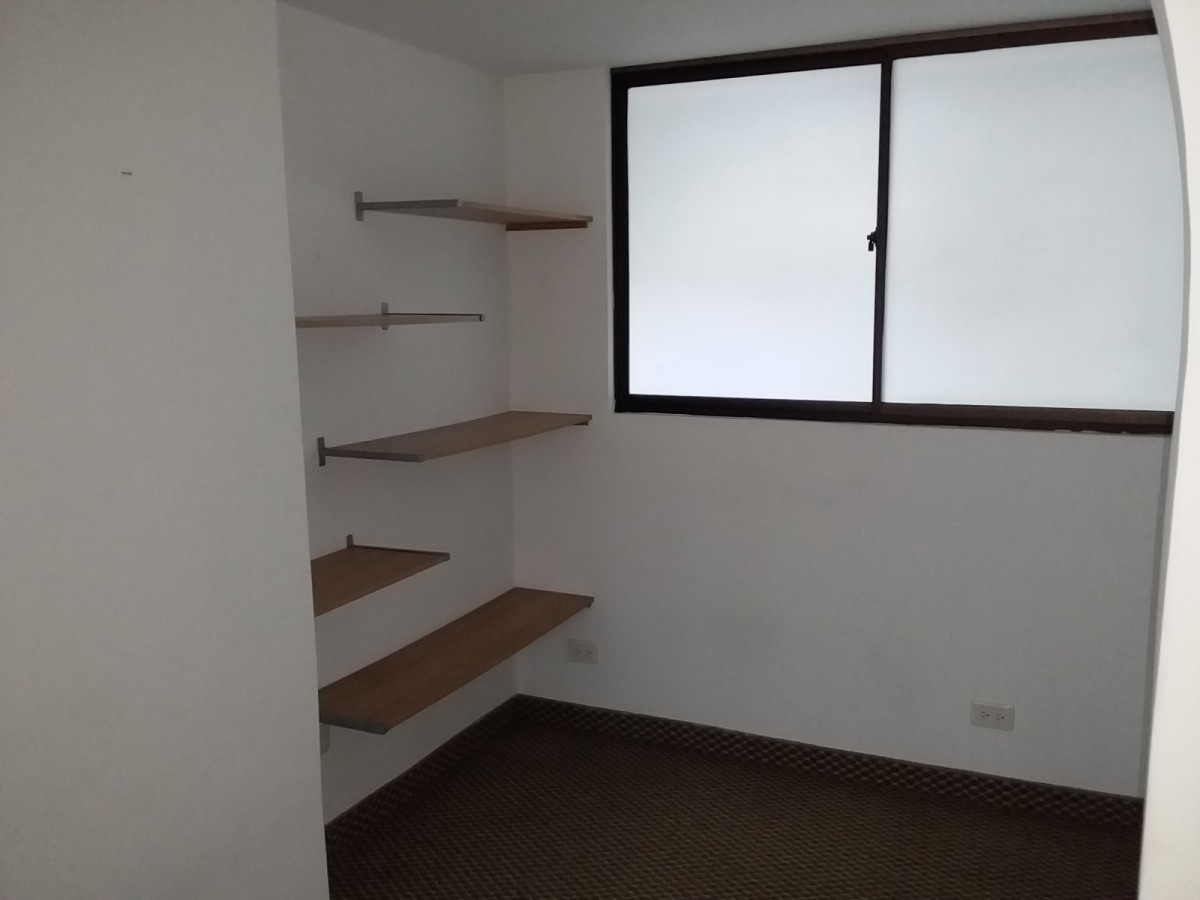 Apartamento en venta en Chapinero Alto, Bogotá · foto 11 de 19