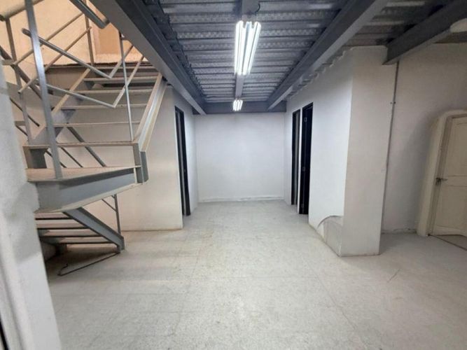Bodega en arriendo en Camino Verde, Envigado, 340 m² · foto 3 de 7