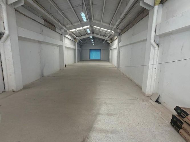 Bodega en arriendo en Camino Verde, Envigado, 340 m² · foto 2 de 7