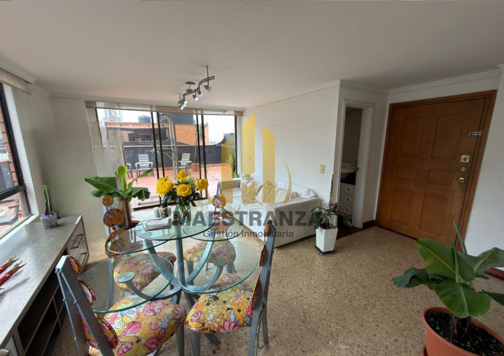 Apartamento en venta en El Poblado, Medellín · foto 3 de 24