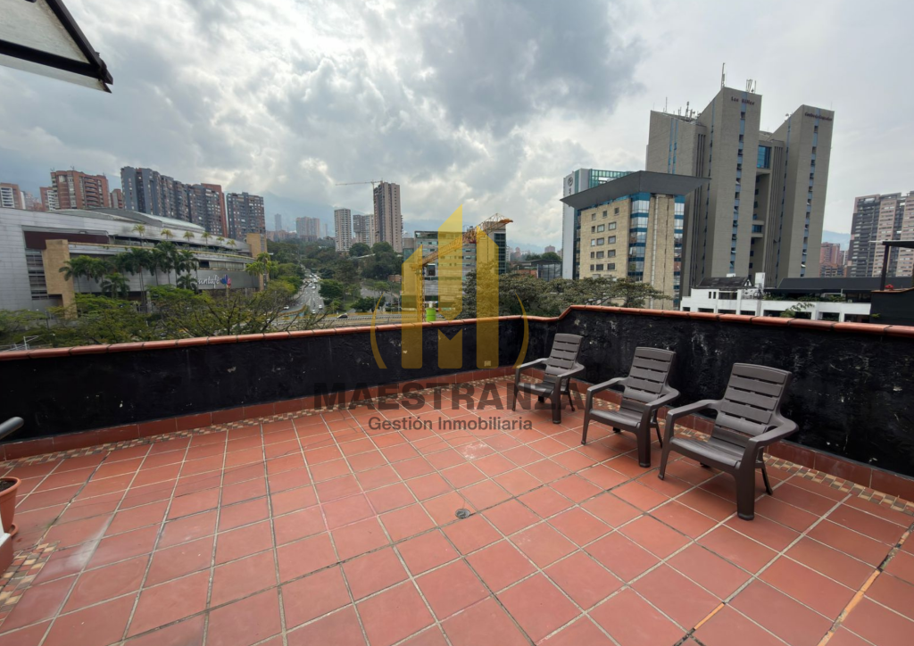 Apartamento en venta en El Poblado, Medellín · foto 12 de 24