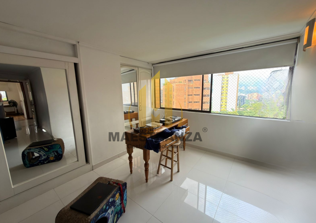 Apartamento en venta en El Poblado, Medellín · foto 14 de 24