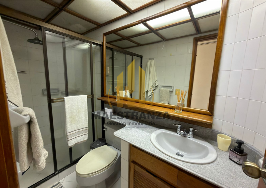Apartamento en venta en El Poblado, Medellín · foto 20 de 24