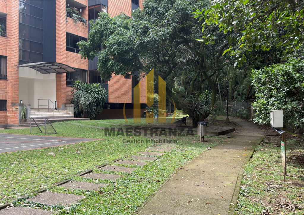 Apartamento en venta en El Poblado, Medellín · foto 24 de 24
