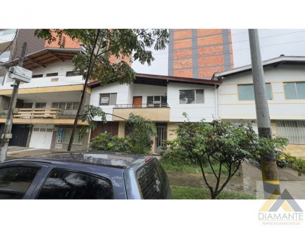 5BR House in Calasanz (260 m²)