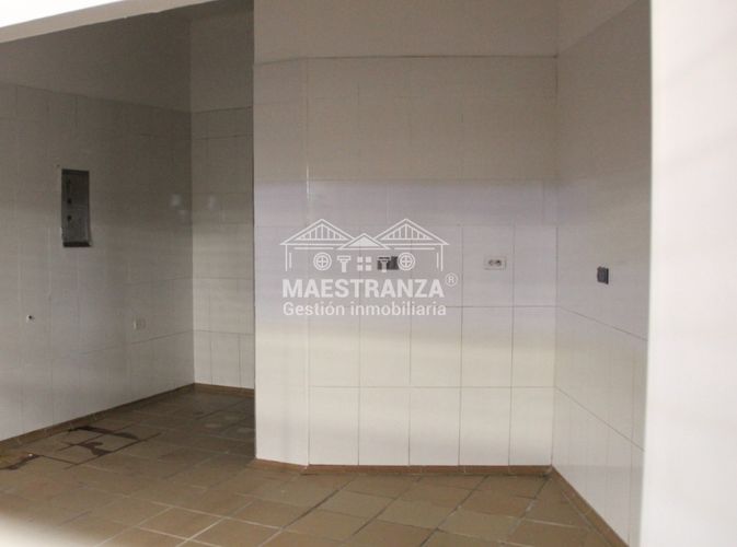 Local en arriendo en El Poblado, Medellín, 25 m² · foto 3 de 4