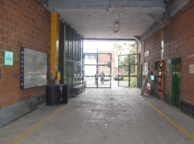 Bodega en venta en Guayabal, Medellín, 2903 m² · foto 10 de 17