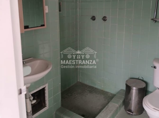 Oficina en arriendo en La Candelaria, Medellín, 18 m² · foto 4 de 4