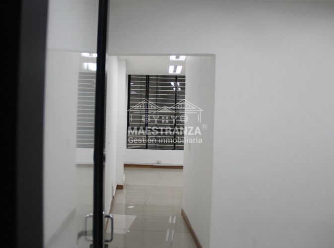 Oficina en arriendo en Los Balsos, Medellín, 46 m² · foto 2 de 6