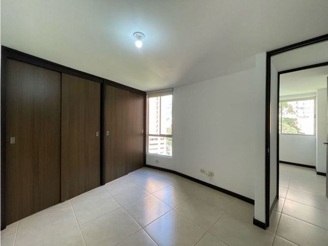 Apartamento de 3 alcobas en venta en Loma De San Jose, Sabaneta, 73 m² · foto 9 de 15